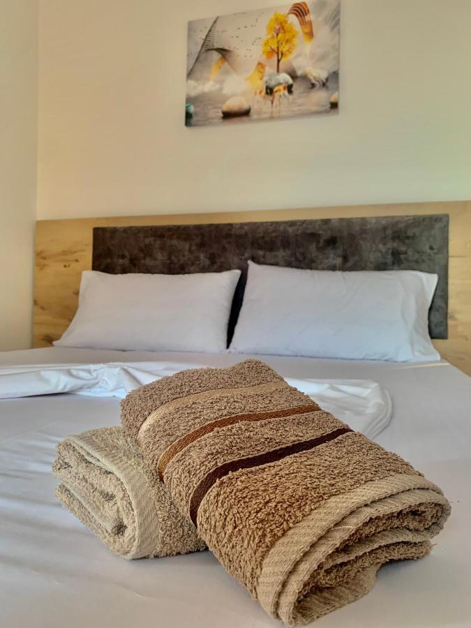 Natyra E Ishullit - Hotel, Ristorant, Camping - Lezhe, Shengjin, Ishull Shengjin Lezhe, Shengjin, Lezhe Ishull-Shëngjini Eksteriør bilde