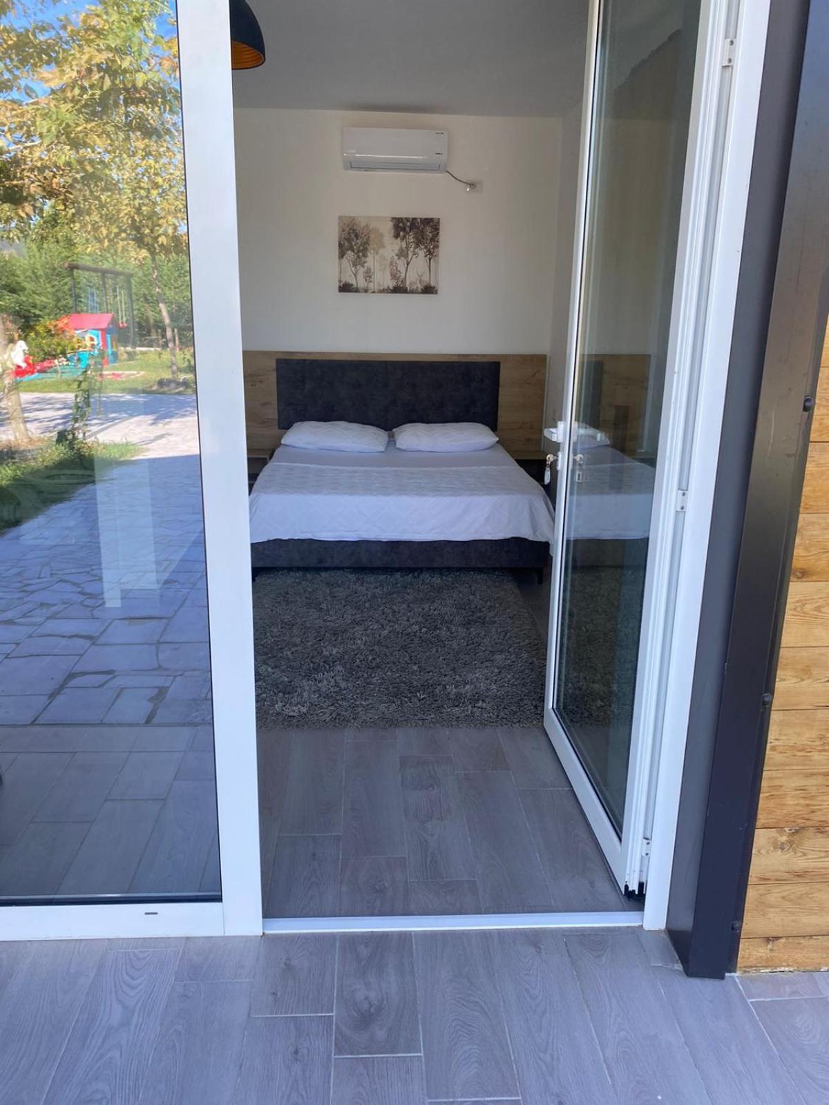 Natyra E Ishullit - Hotel, Ristorant, Camping - Lezhe, Shengjin, Ishull Shengjin Lezhe, Shengjin, Lezhe Ishull-Shëngjini Eksteriør bilde
